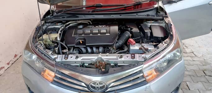 TOYOTA ALTIS 1.8 2015