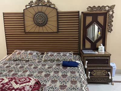 Bed Set for Sell, King Size Bed + SideTables + Dresser + Crockery Alma