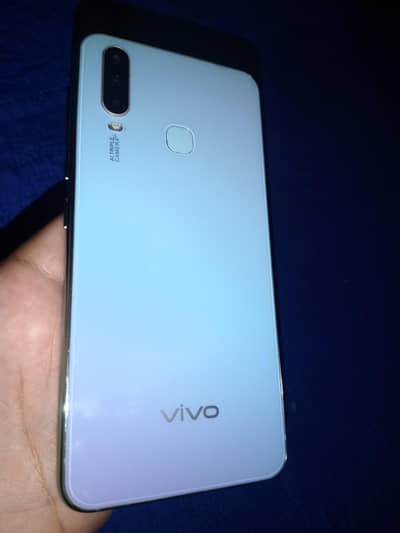 vivo y17