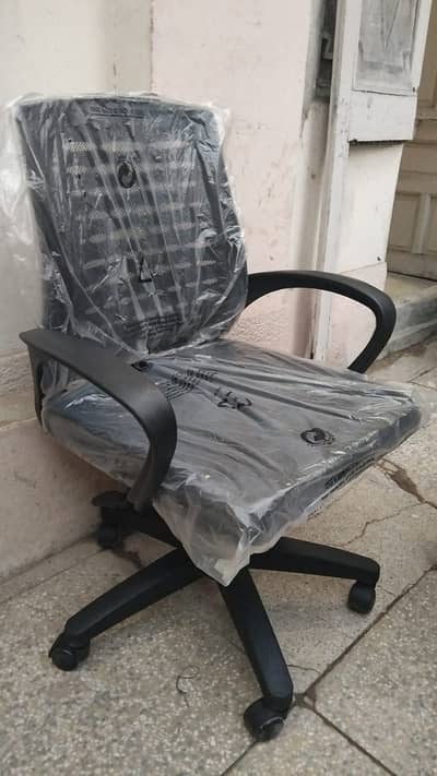 Office Chair/Staff Chair/Computer Chair/Mesh Chair/Revolving Chair