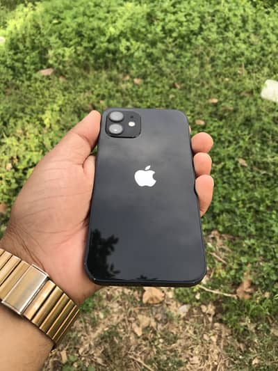 Iphone 12 4 month sim time LLA modal 64 GB