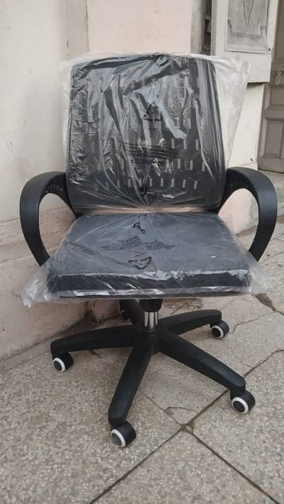 Office Chair/Computer Chair/Mesh Chair/Staff Chair/Revolving Chair