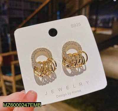 golden sparkly loop errings for woman party