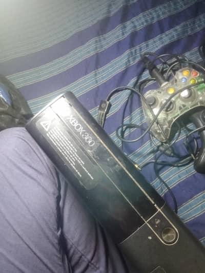 Xbox360 128gb with Kinect + original bag