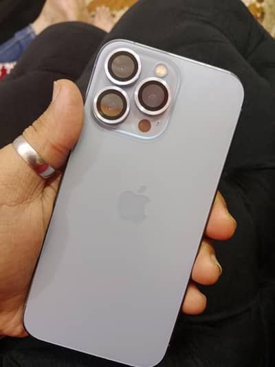 iphone 13pro 256gb pta approved