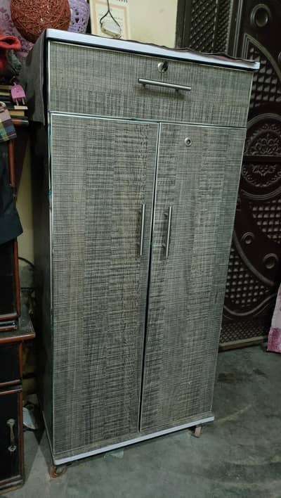 almari for sale 7000