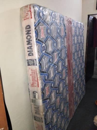 diamond foam bilkul new hai bi