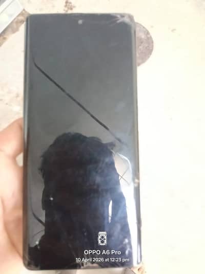 all okay he use bi Thora SA Howa h panel tot gya he