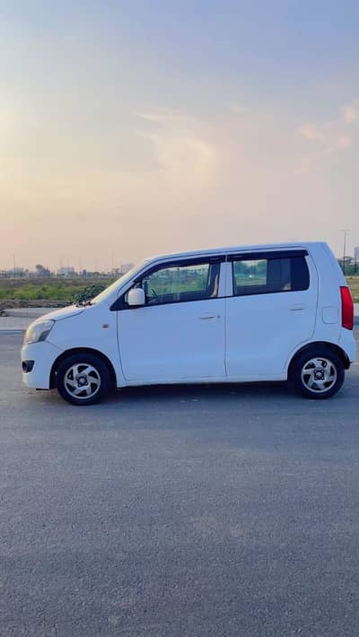Suzuki Wagon R 15 urgent for sale
