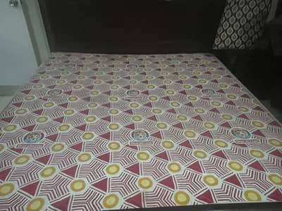 King Size Dura Foam Elite almost new for sale.