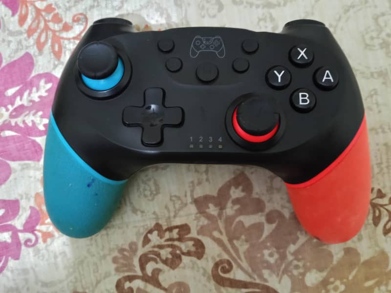 Nintendo Switch Pro Controller 0