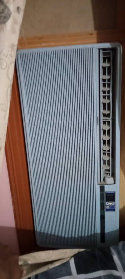 Corona Window AC for Sale - Excellent Cooling