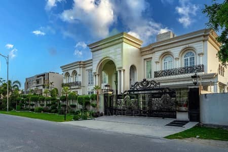 30 MARLA ULTRA MODERN HOUSE FOR RENT