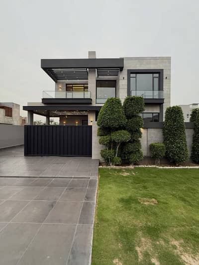 1 Kanal Ultra Modern Luxury Design Victorian Lady House For Sale At Investor Price