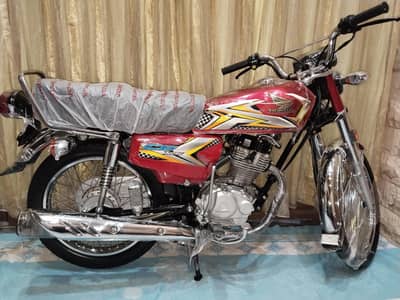 Honda CG 125 2025 5 month brand new bike kilometer 0
