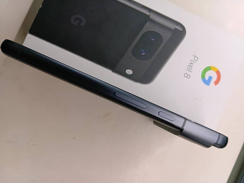 Google pixel 8 2