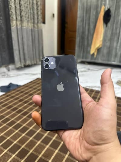 Iphone 11 (128)GB Battery health 84% condition 10\10 baypass