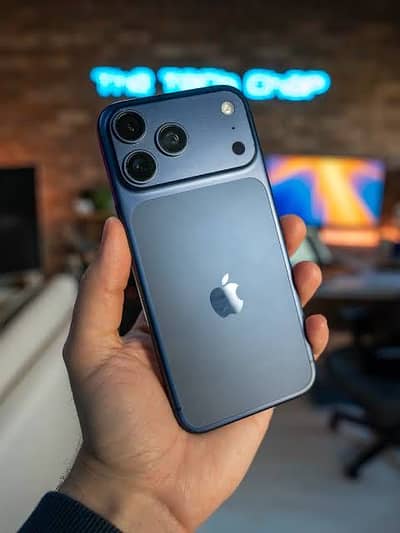 Iphone 17 pro max Pta approved physical + E with all accessories