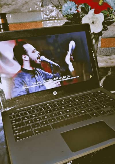 chrome book HP G8 G7 G6 G5 4gb ram 32gb memery