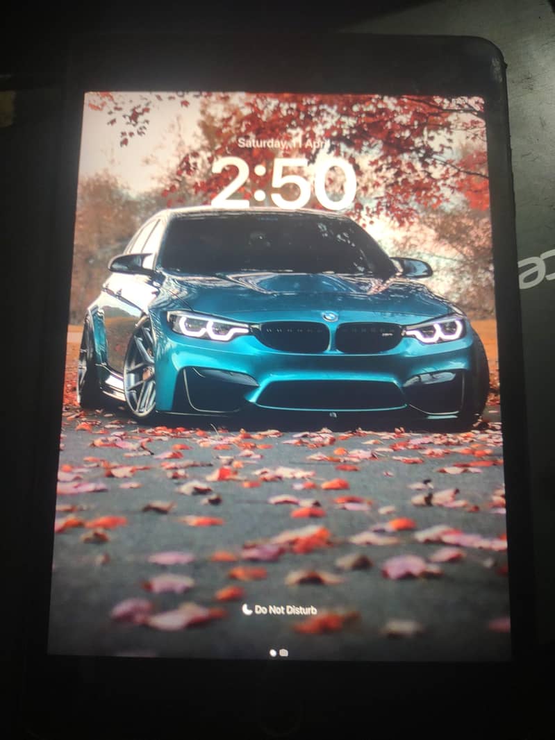 ipad mini 5 with box 0