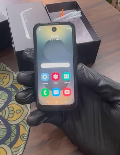 Samsung Look Mini Phone – Android – Pocket Size Mobile