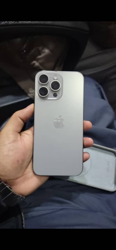 15 pro pta aproved 128 gb natural colour