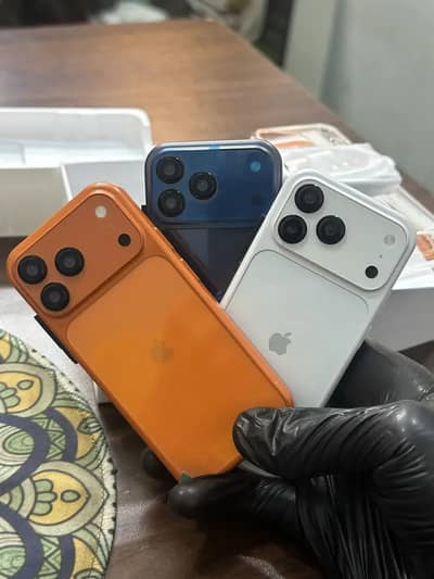 Small iPhone 17 Pro Max (Unique Piece)