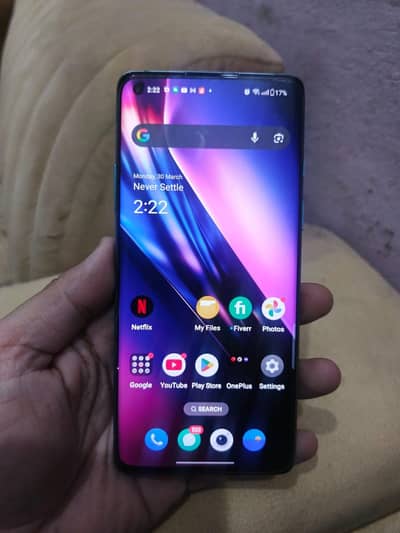 One plus 8 used mobile 10/9 condition urgent sale