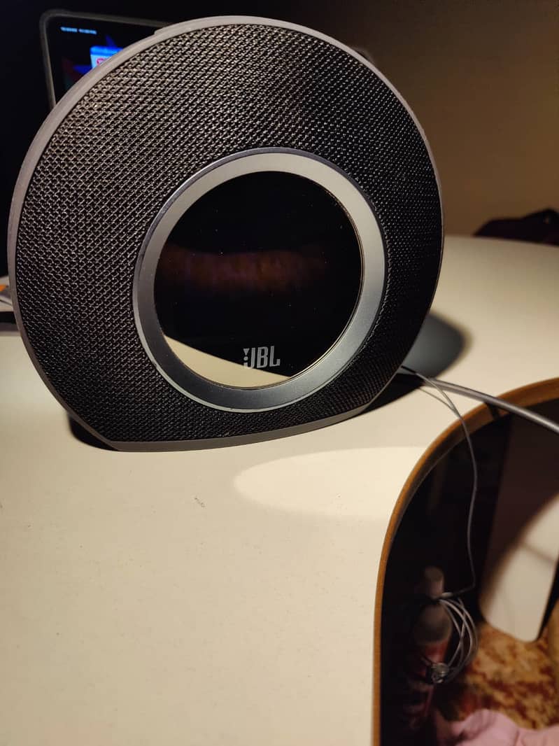 bluetooth speakers 0