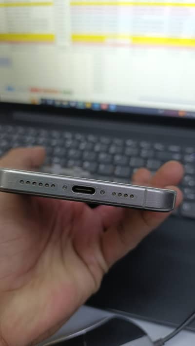 Apple iPhone 15 Pro Max