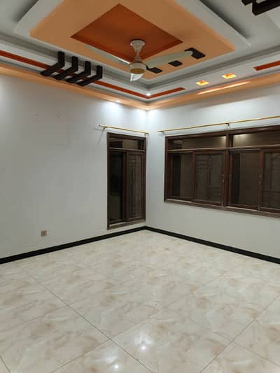 400 sq yards beutyfull new portion for rent in kaneez Fatima society