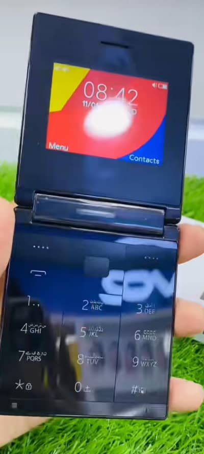 itel z flip keypad mobile  complete box contact whatsaap 03185169925