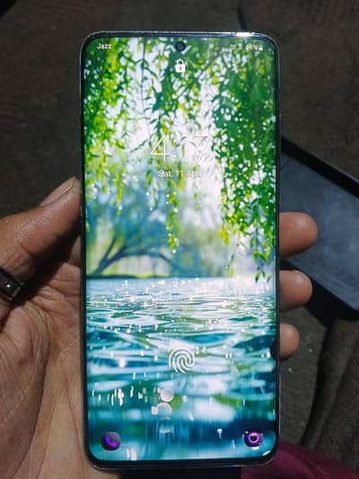 patch howa hy donu sim chal rhi hy