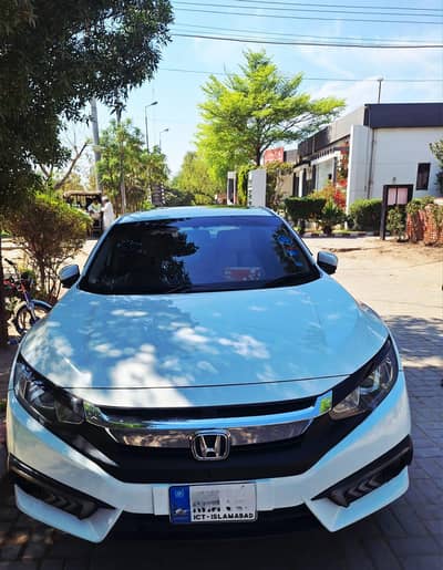 Honda Civic 2018 UG Red Meter