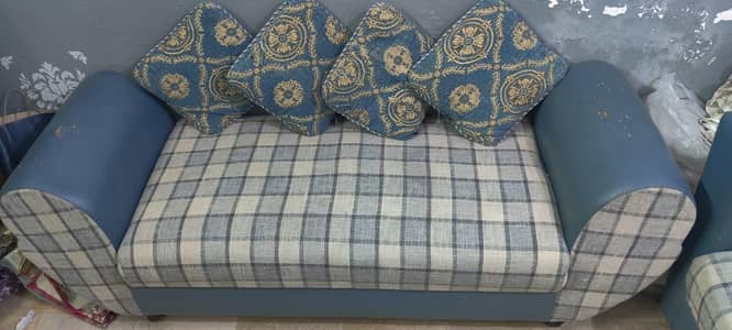 7 seater sofa set! Description poora parh ke contact karen