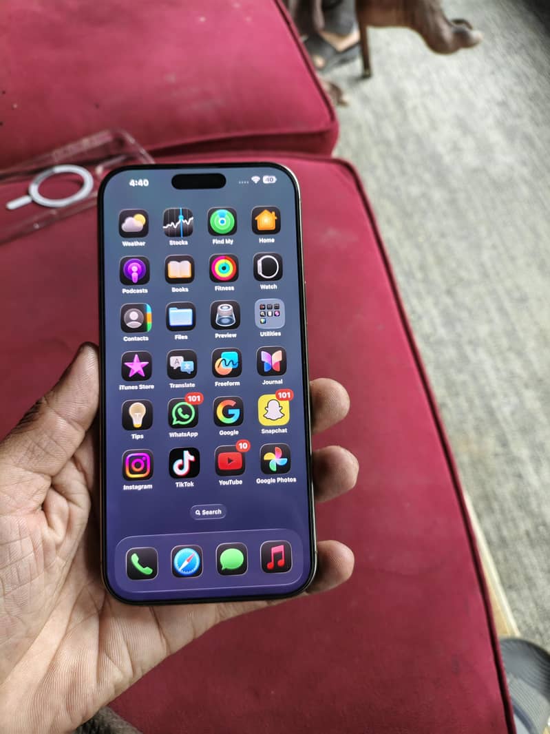 iphone 16pro max 3