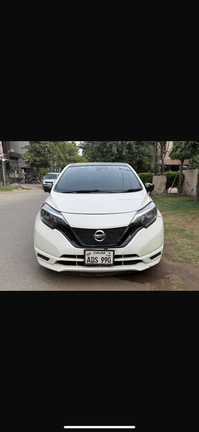 Nissan Note e-power 1.2 (total genuine ) 18 model