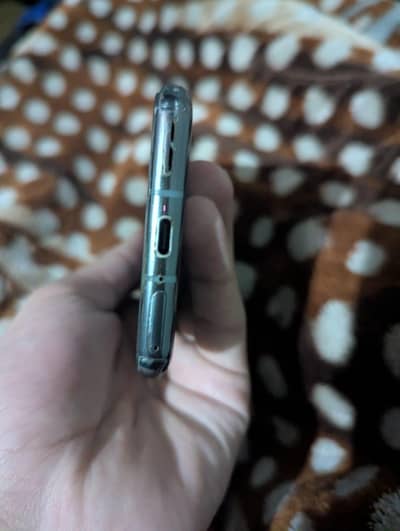 12/256 one plus 9 pro just minor shade