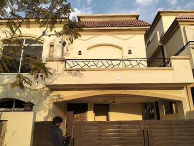 Bahria Enclave Sector C 1 10 Marla House Available For Rent Full House