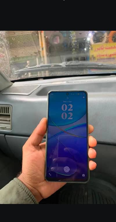 Vivo Y100