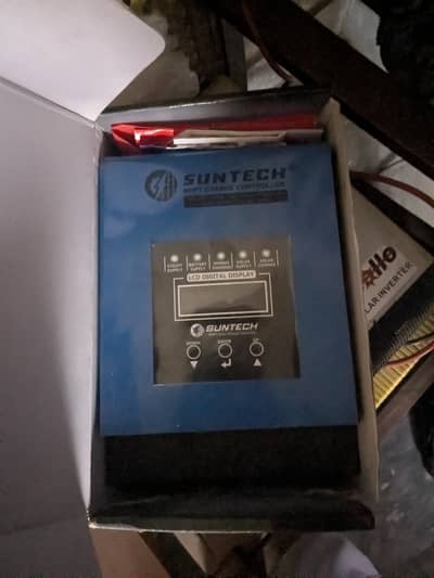 Suntech MPPT 12v/24v