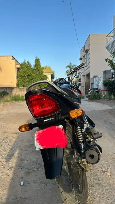 CB 125 (just like brand new)