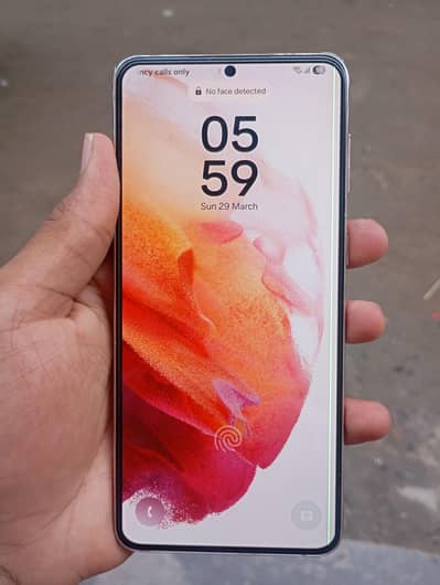 S21 Plus 8 256 With Box 1 Green Line Side of Display Condition 10/9.8