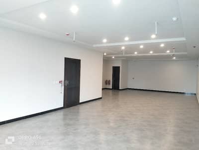 08 MARLA BRAND NEW BUILDING 7 FLOOR