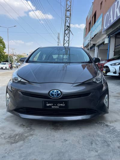Toyota Prius s Pakge