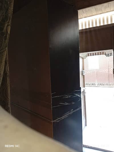 wooden almira (Almari) urgent sale 8/10 condition