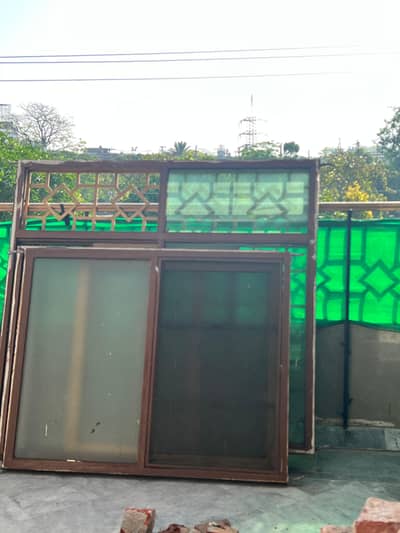 window 2 window 4 ft by 5ft and one 6 ft by 6