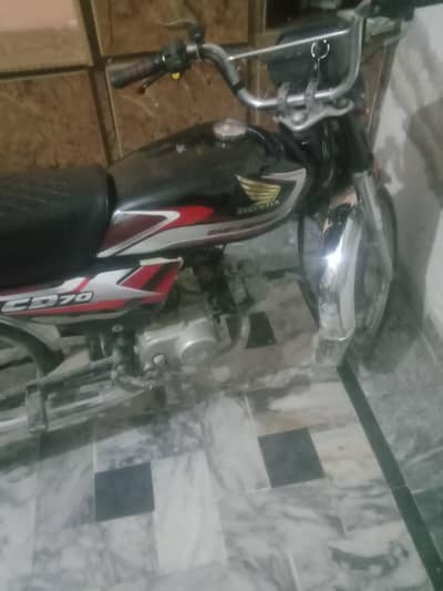Honda cd 70model 2017 urgent sell