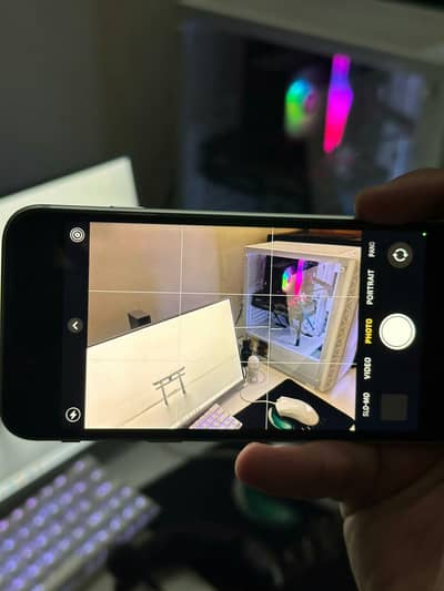 iPhone se 2020 second generation bypass full ok good condition