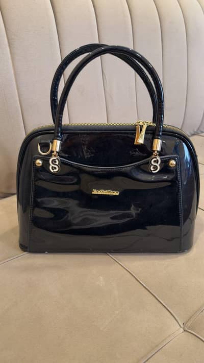 Black shiny Hand bag